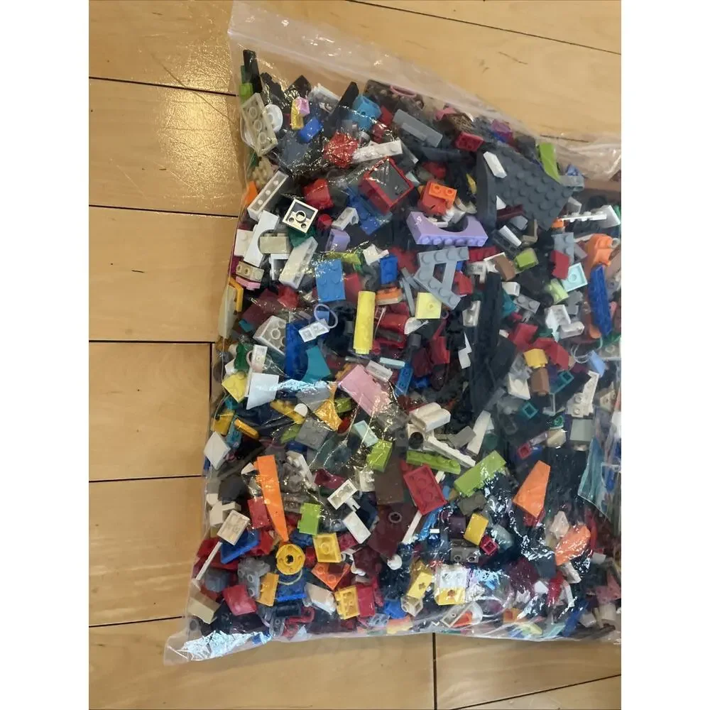 LEGO Mixed Lot 2 Lbs Cleaned And Selected Pieces